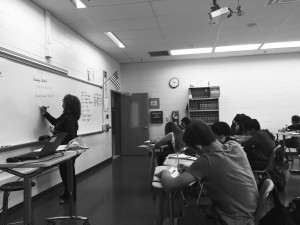 Rizzo’s sixth period Biology 1 Honors class takes notes while she lectures on the steps of the scientific method and the two types of reproduction. 